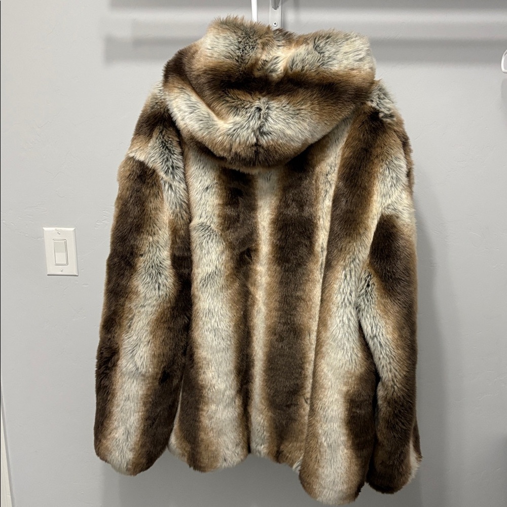Fabulous Furs Luxe Faux Fur Coat - Picture 3 of 7